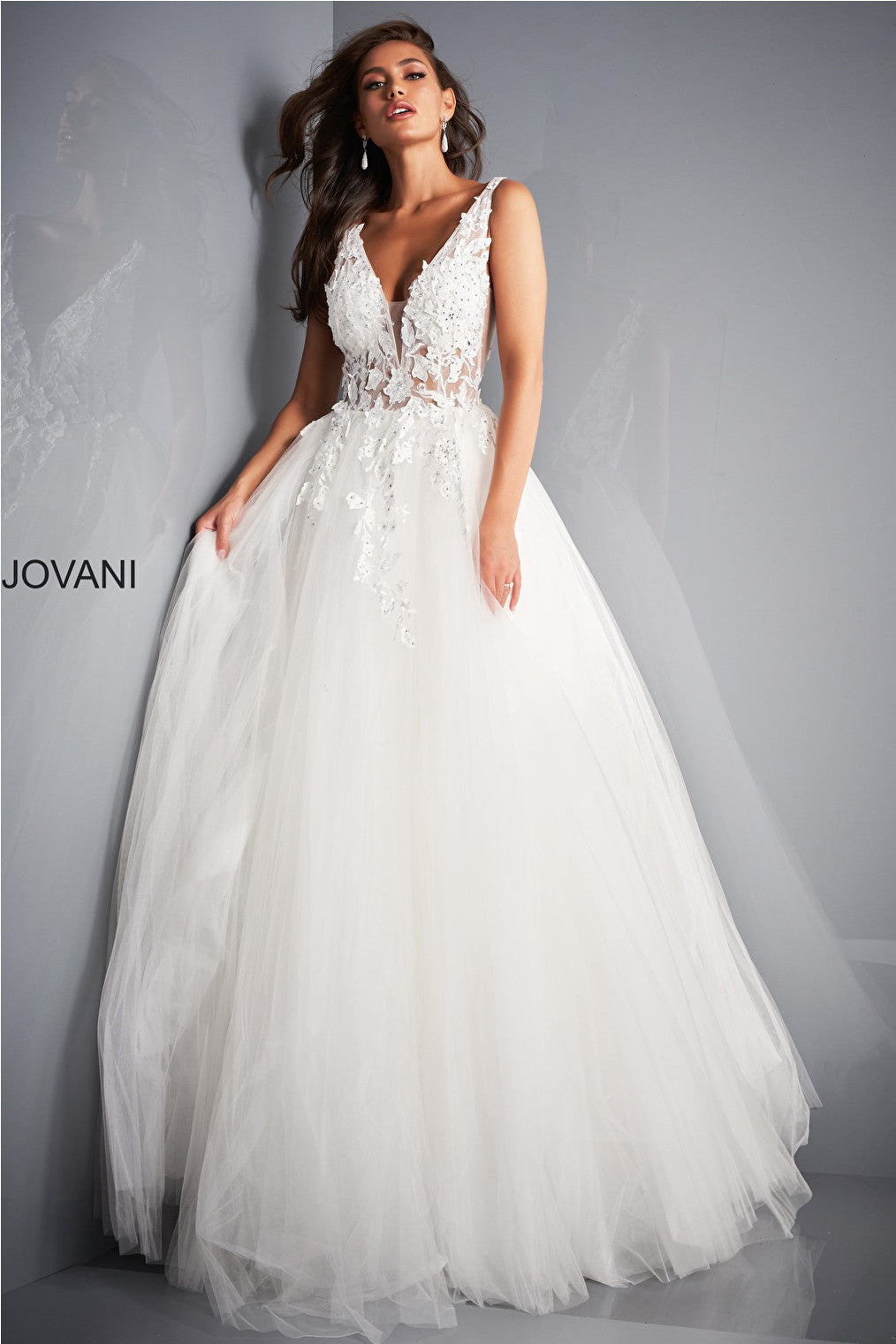 Ivory plunging neck Jovani prom ballgown 02840