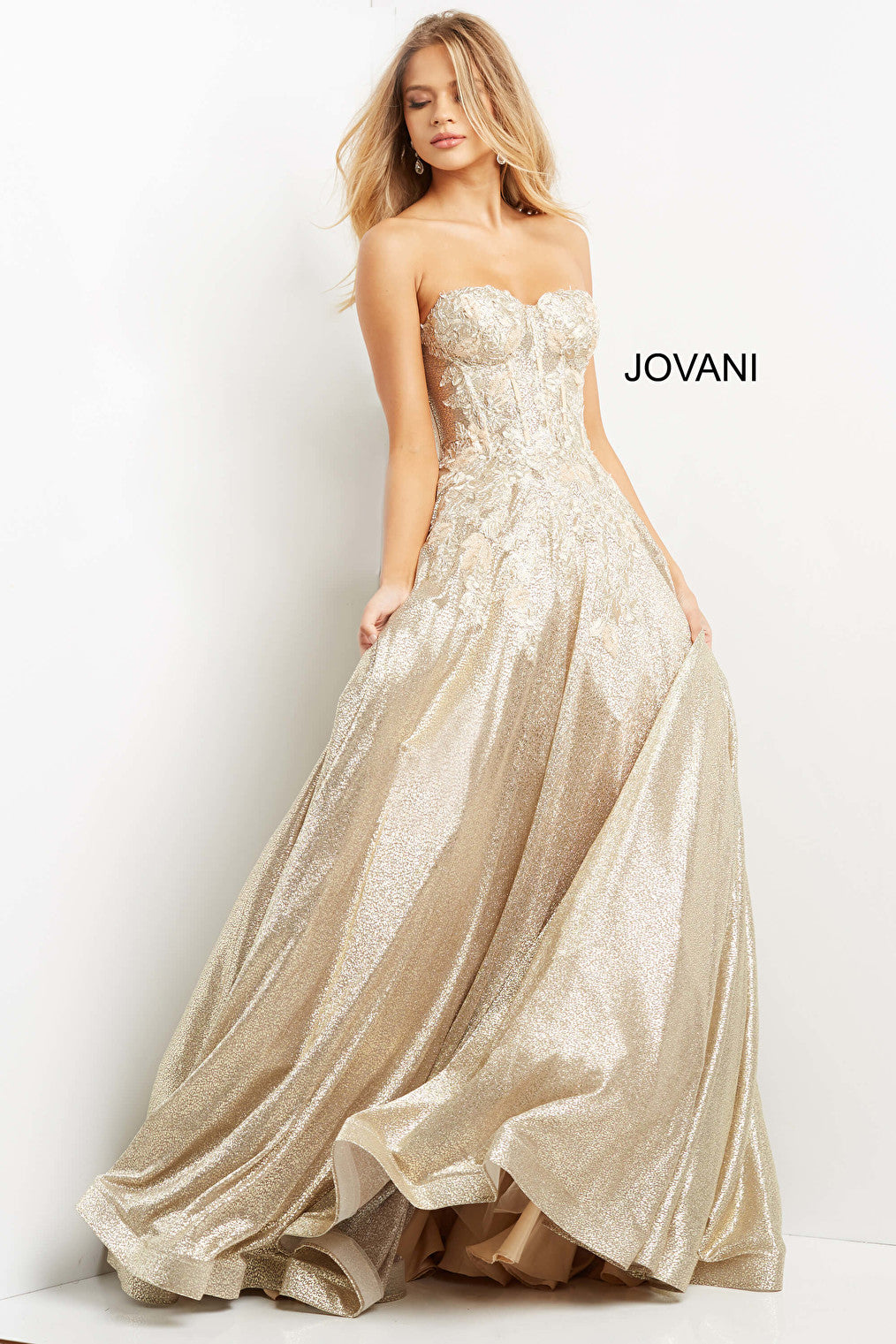 Lace appliques bodice Jovani gown 07497