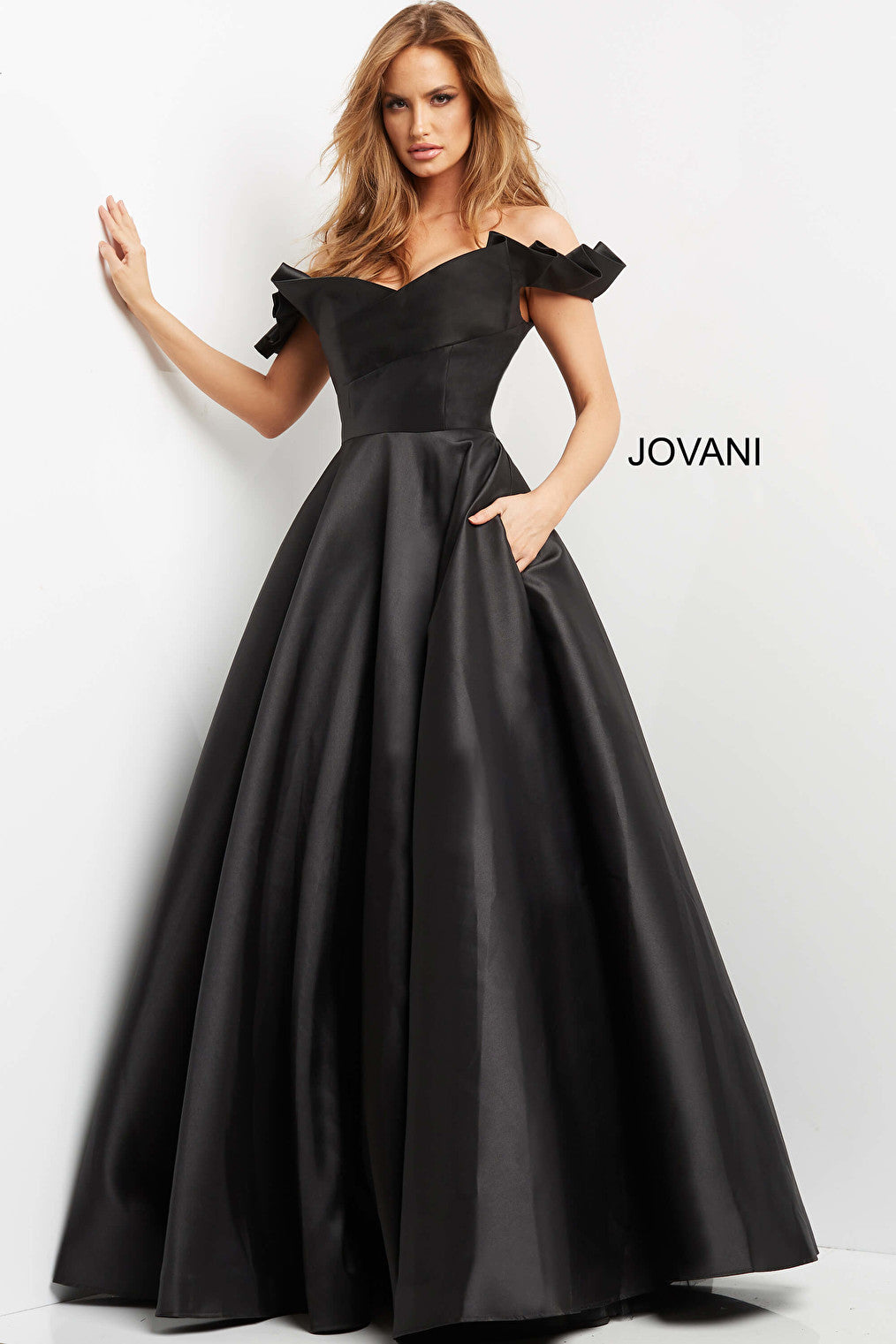 black ballgown 08579