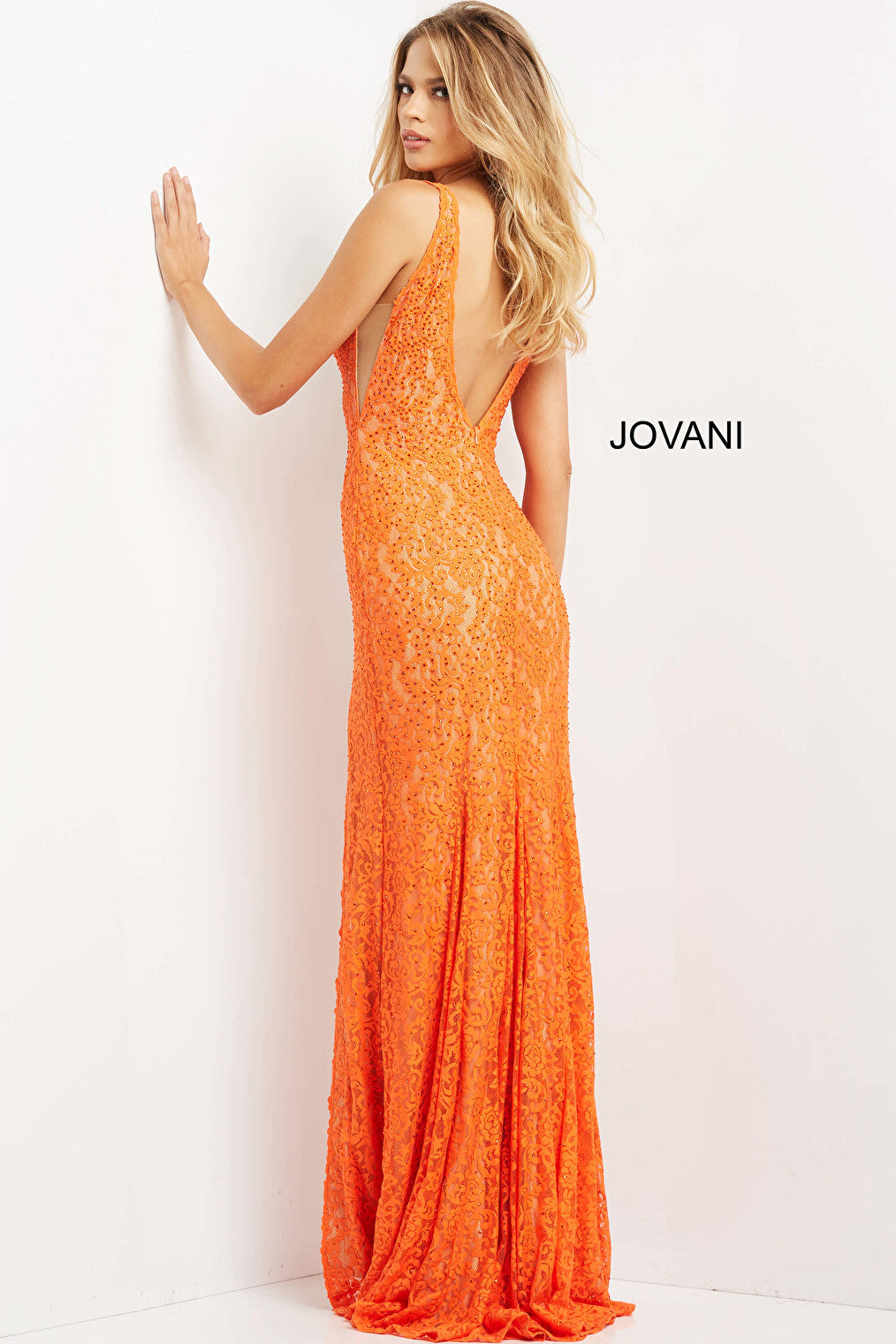 Form fitting lace prom dress Jovani 08674