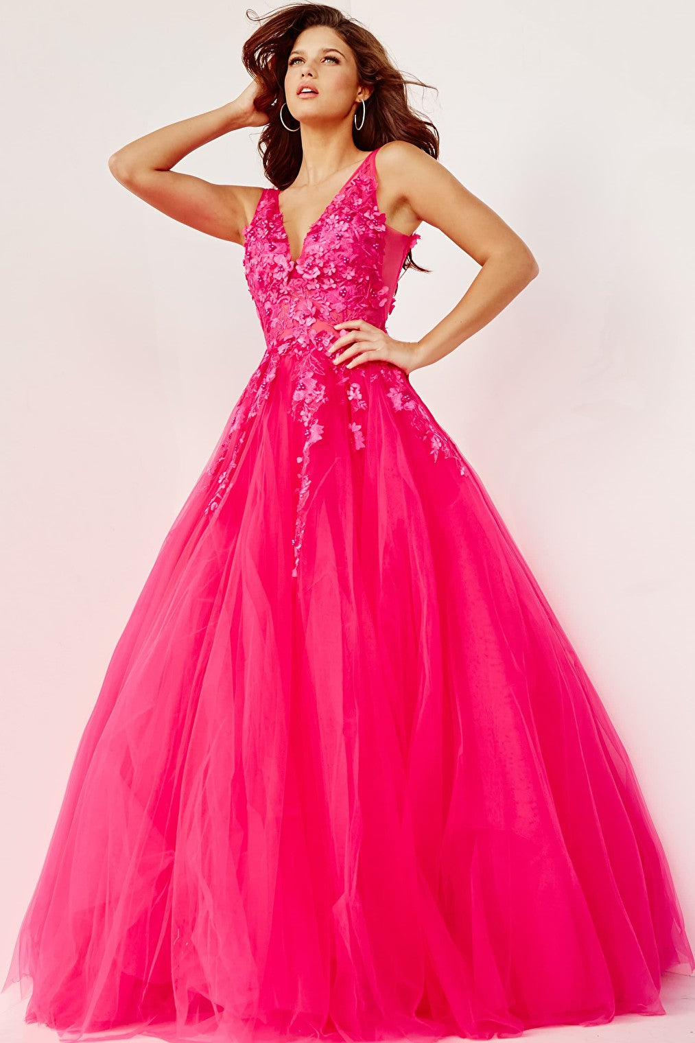 v neckline ballgown 55634